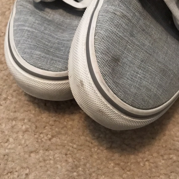 Vans - Picture 2 of 6